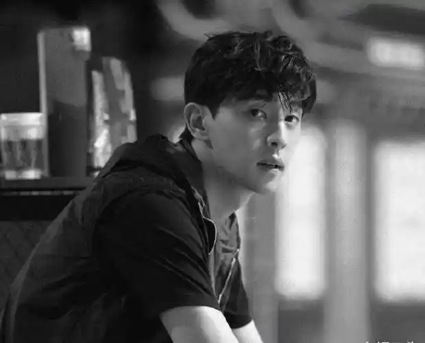 原创极限挑战7路透邓伦素颜出镜太惊艳但身材比例翻车了