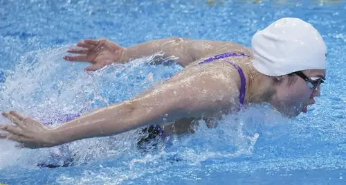 全国游泳冠军赛张雨霏200米蝶泳预赛游出世锦赛冠军成绩