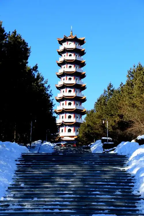 【 南阁 北塔 】 摄影:元帅 / 叮当 出镜:林口风光