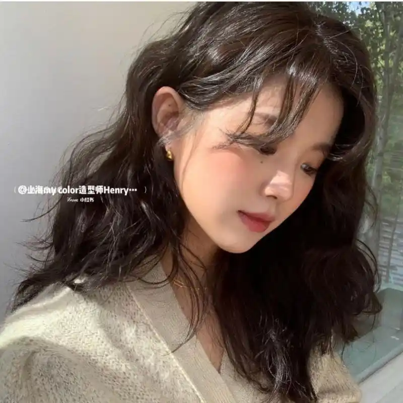 2021烫发 上海发型师 上海烫发法式烫木马卷 法式烫发适合头发细软