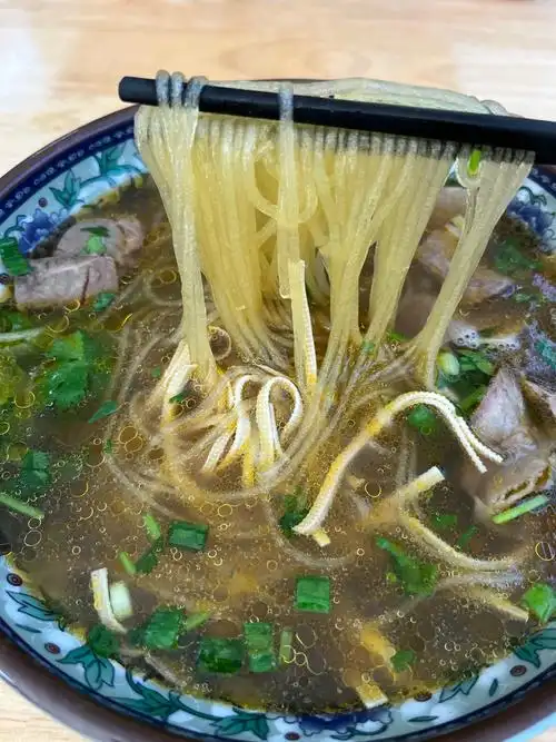 牛肉粉丝汤