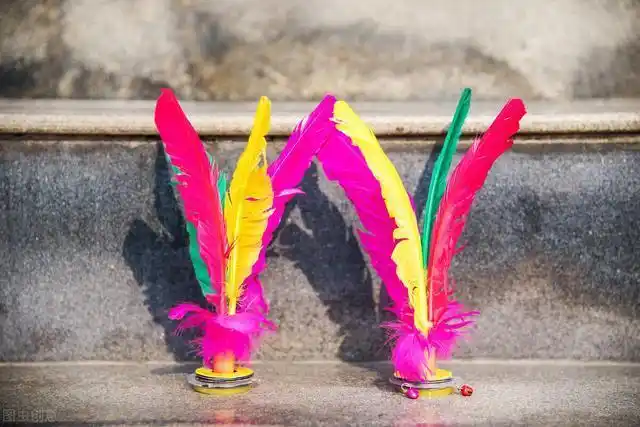 民族形式的体育运动——毽子