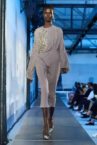 极简时尚no21米兰时装周2021春夏系列