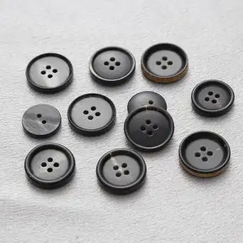 高档天然牛角纽扣 复古风四孔纽扣 外套风衣毛呢大衣简约装饰纽扣