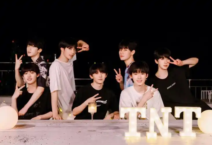 tnt时代少年团出道纪念日快乐1123