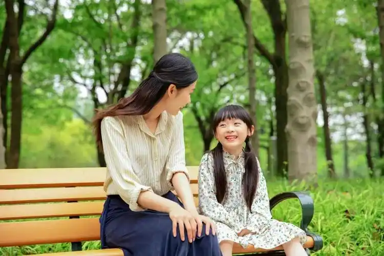 懒妈妈若何培养出快乐而伶俐的孩子文末有礼