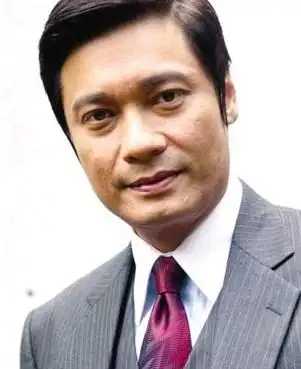 已经拍摄了将近70部电视剧是一个十分多产的电视剧演员罗嘉良个人资料