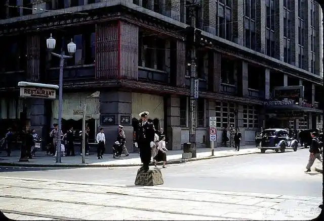 彩色老照片:50年代战后的日本民生,丝毫看不出经历衰败之景