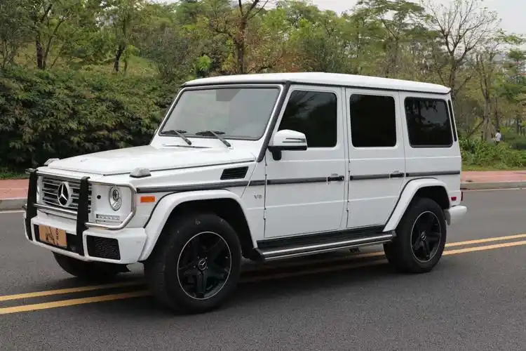17款奔驰g550白色黑内v8 4.