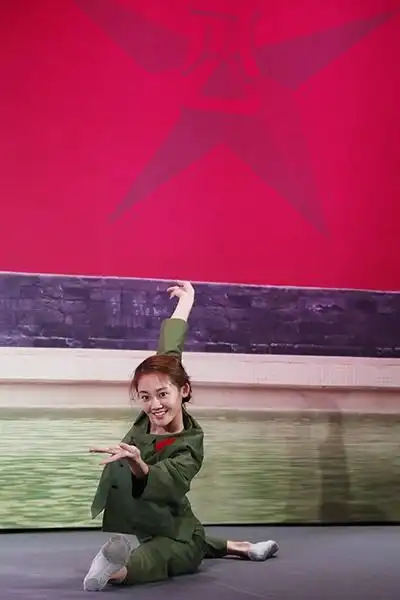 冯小刚战友点评《芳华》 曝其并非男主原型