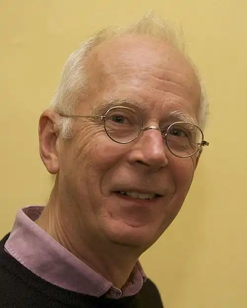 美国落魄科学家,戴维·布雷迪投奔中国,在我国研发10亿级相机