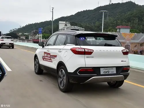 > 爱卡试驾猎豹汽车cs9