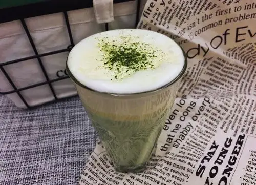 岩盐奶盖抹茶拿铁的做法