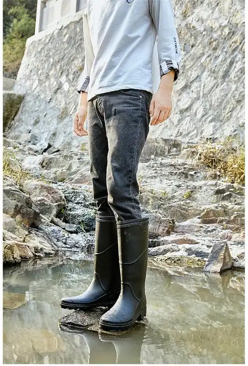 中高筒雨鞋防滑夏季大码男士防蛇咬水鞋防水钓鱼胶鞋劳保工地雨靴