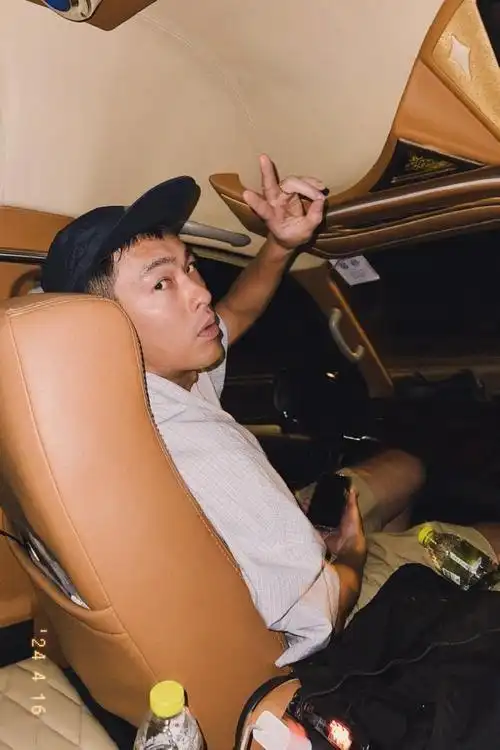 花儿与少年好友记#    秦岚 杨祐宁 辛芷蕾 江疏影 娜扎 赵昭仪 胡先