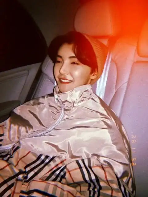 是你的百变小李围脖:李李李由