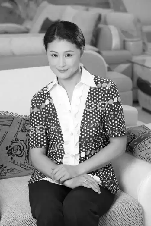 "大脚"离世一周年,"长贵"等人"变质",本山传媒鸡飞狗跳|赵本山|于月仙