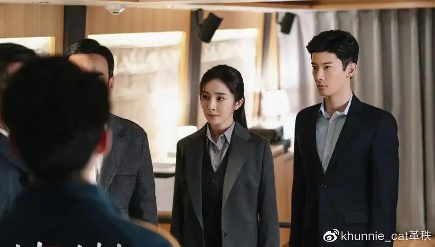 暴风眼大结局杜猛扯下遮羞布表白安静程雷三刀将他送走