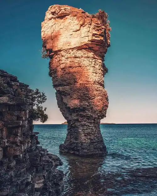 这些鬼斧神工的安省自然景观用劳动节小长假去看看可好