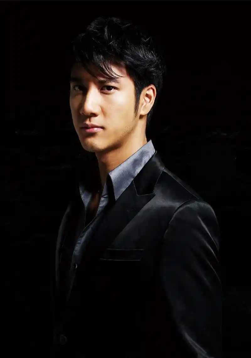 王力宏西装明星图片