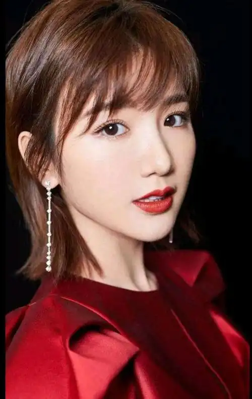 毛晓彤的图片集锦