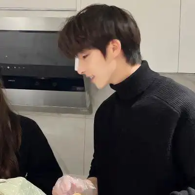 双人情侣头像一人一半真人甜蜜图片