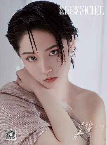 成果湿发酷美性感写真图片12