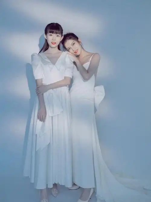 韩式简约写真唯美闺蜜照姐妹照