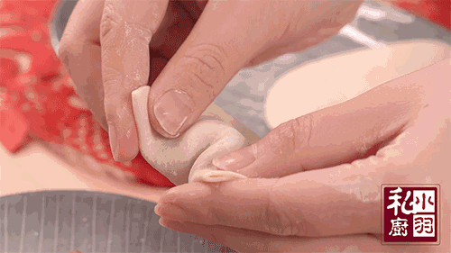 花样包饺子方法让你帅气过新年