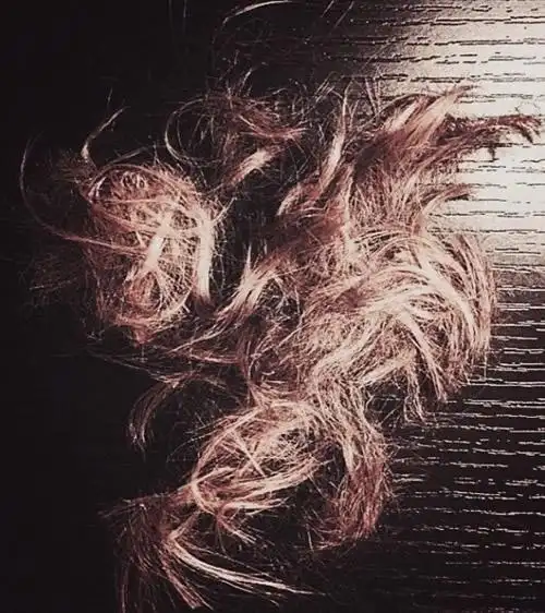 超级巨星的头发都会让人关注这是justinbieber近日被剪掉的头发照片