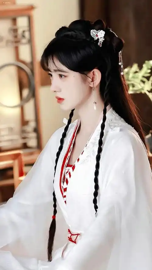 鞠婧祎花戎##鞠婧祎郭俊辰新剧cp海报