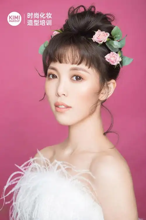 kimi化妆造型的化妆造型作品《鲜花造型系列》
