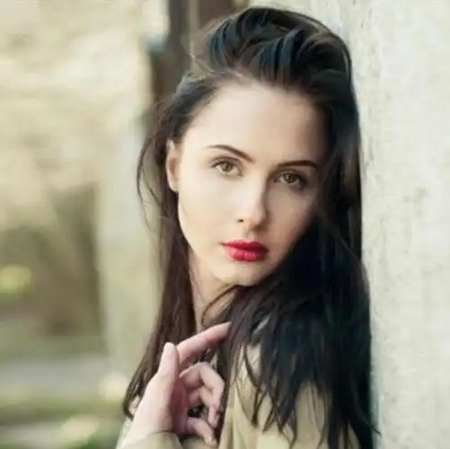 欧美长发直发图片,塑造别样异域风情