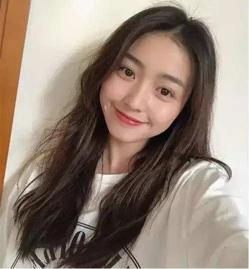 论坛_新浪网2款大脸女生最新显脸瘦发型扎法这些大脸女明星脸大还美?