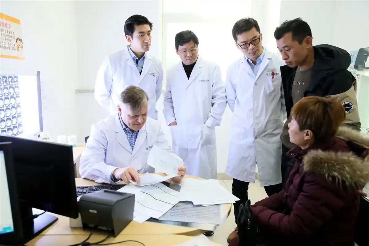 "洋医生"合肥坐诊 致力打造国内领先的器官移植中心