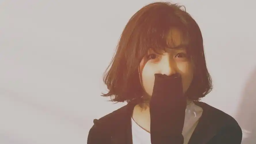 张子枫壁纸图片