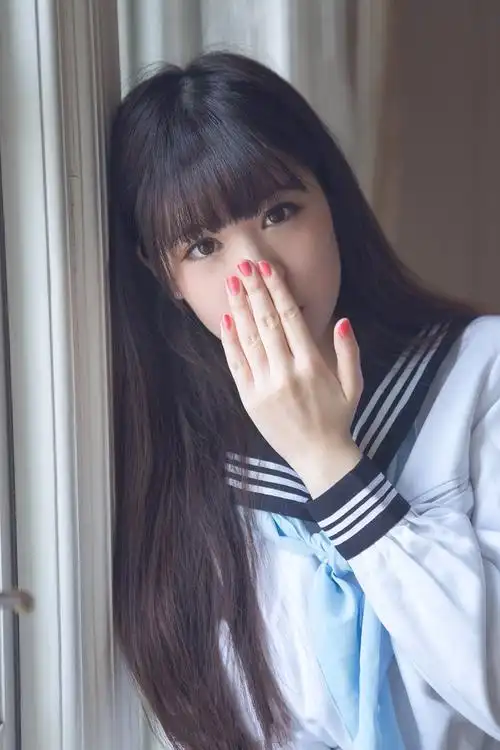 学生装清纯少女可爱迷人(5)