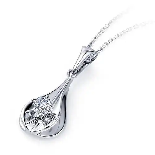 周大福 骄人系列 优雅水滴 18k金镶钻石吊坠 u107544 3380元