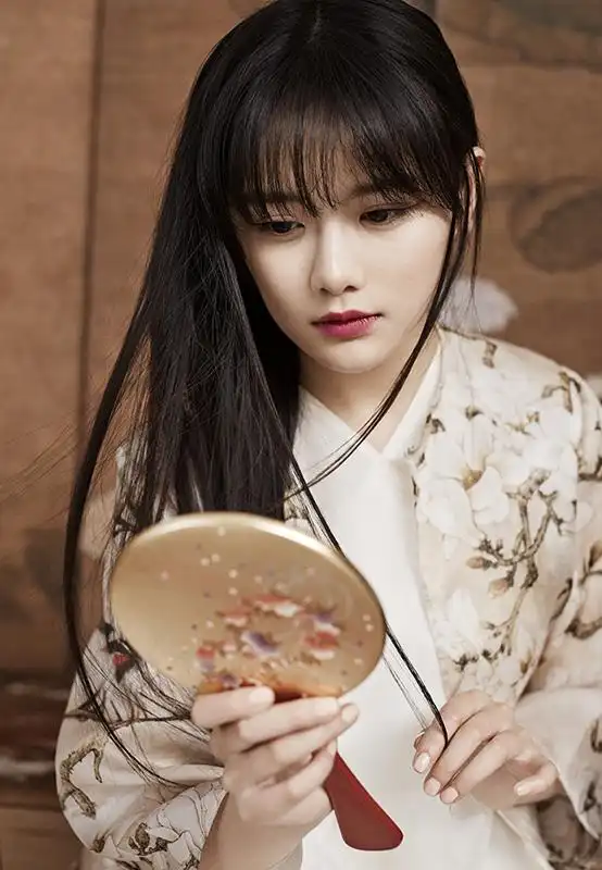 南笙古风写真曝光恬静柔美如诗如画