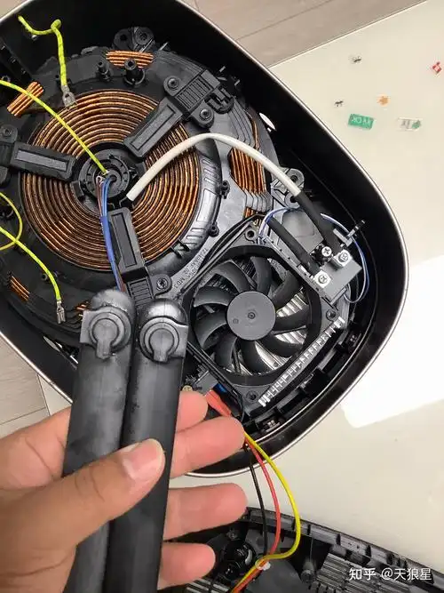 美的电饭煲拆解 - 知乎