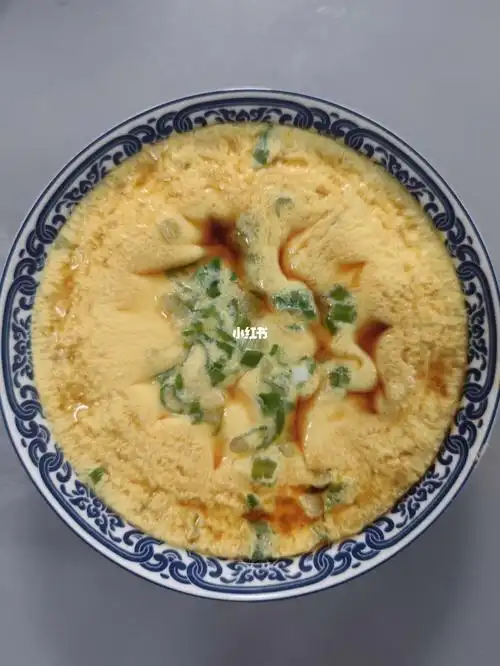 海虾我们有很多种做法,今天分享的是一款鲜虾蒸蛋.