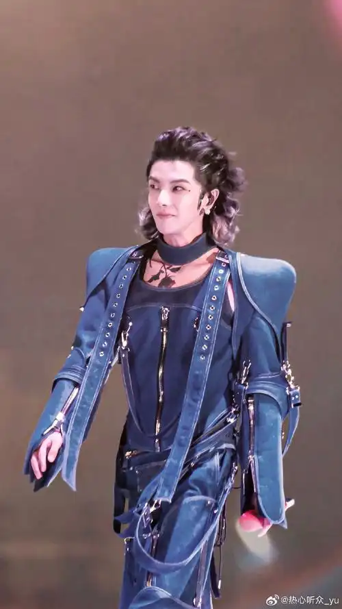 2023华晨宇火星演唱会##华晨宇鸟巢四面台演唱会第一人