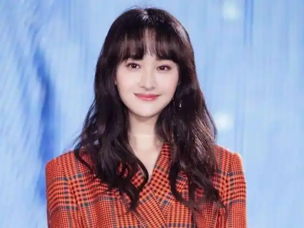 郑爽被曝再度弃养孩子和已婚男搞婚外恋想通过结婚定居美国