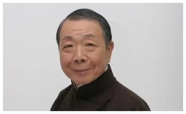 4位已经去世的香港著名影星,其中一位是周星驰专用配角