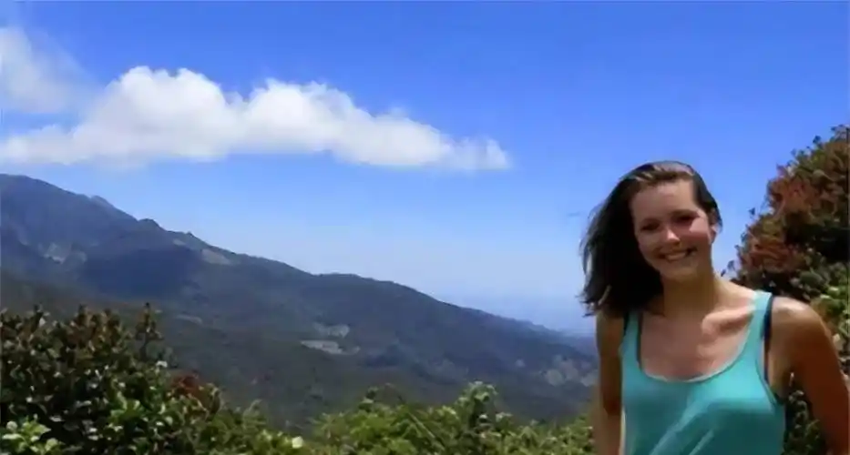 2014年,两位荷兰女孩在巴拿马丛林中神秘失踪的真实故事