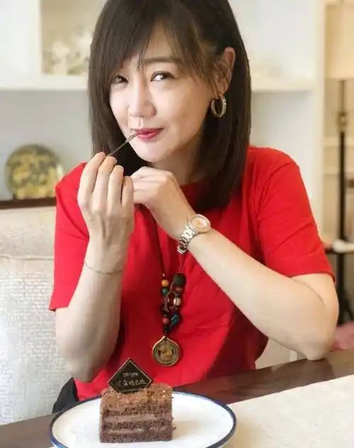 薛佳凝近照曝光!