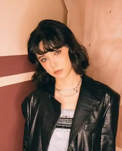 春节造型 | 美式复古短发girl