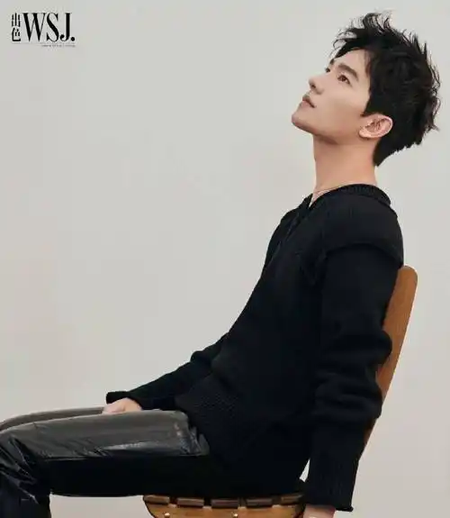 杨洋四条动态怼粉丝!_合作_网友_引导