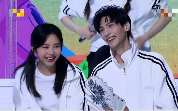 当年以为谭松韵会和他在一起