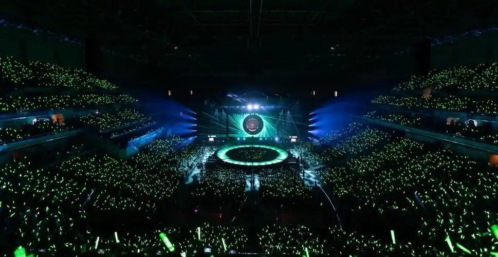 【唯爱王源】面向绿海,你一直都是我们最爱的男孩